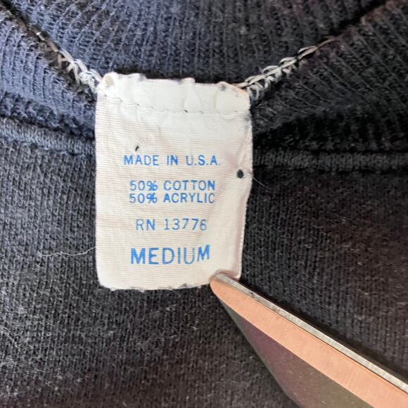 Vintage 1980s Wichita State University Shockers College Crewneck - Picture 6 of 8